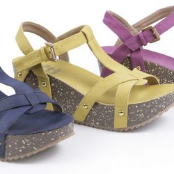 Sandalias de cuña de la colección 'Innovación' primavera/verano 2013 de XTI