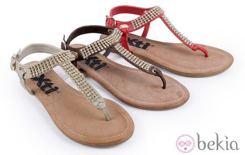 Sandalias con pedrería de la colección 'Innovación' primavera/verano 2013 de XTI
