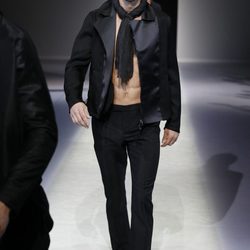 Blazer de la colección primavera/verano 2014 de Emporio Armani en la Semana de la Moda de Milán