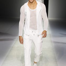 Camiseta de la colección primavera/verano 2014 de Emporio Armani en la Semana de la Moda de Milán