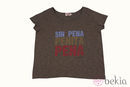 Camiseta 'Sin pena, penita, pena' de Dolores Promesas
