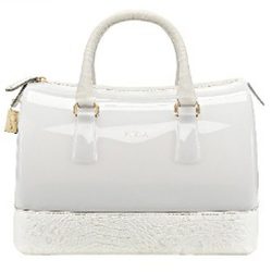 Bolso 'Candy' en color blanco de la colección primavera/verano 2013 de Furla