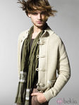 Chaqueta beige de la colección masculina primavera/verano 2013 de Benetton