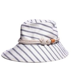 Gorro de Coach y Saint James para verano 2013