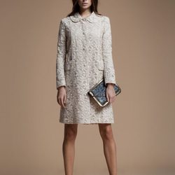 Abrigo nude de la colección pre fall 2014 de Hoss Intropia