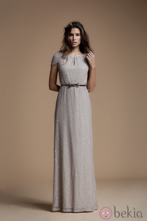 Vestido largo con pedrería de la colección pre fall 2014 de Hoss Intropia