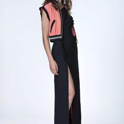 Vestido negro y chaqueta de la Coleccion Resort 2014 de Emanuel Ungaro