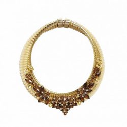 Collar dorado de la colección primavera/verano 2013 de Asos