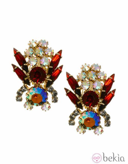 Pendientes con pedrería de la colección primavera/verano 2013 de Asos