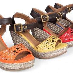 Cuñas de colores de la colección primavera/verano 2013 de Alex Silva