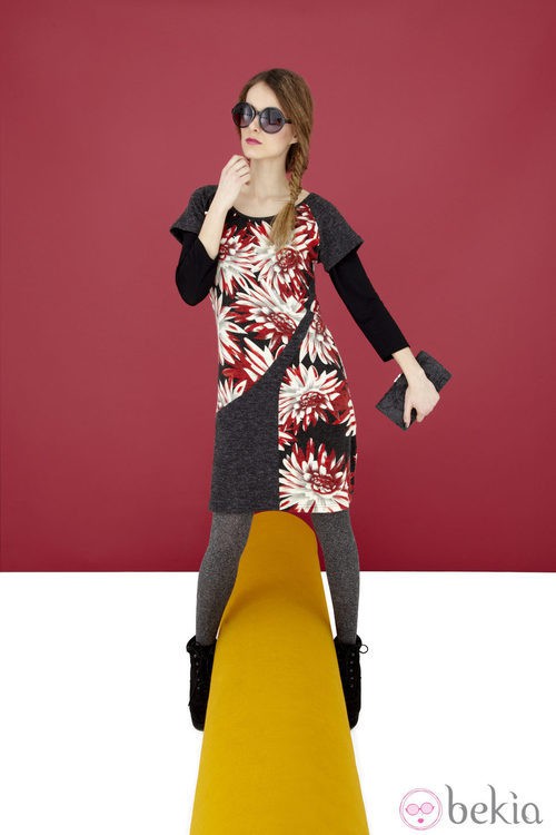 Vestido con estampado floral de la colección otoño/invierno 2013/2014 de Smash!