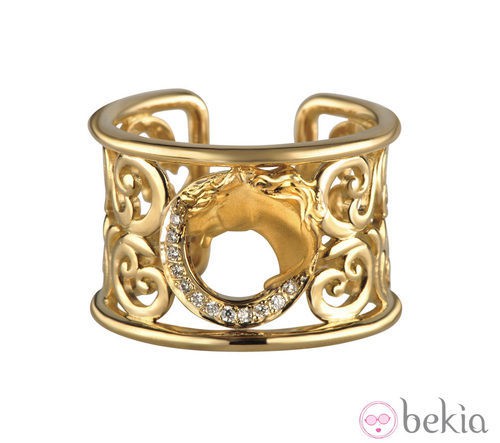 Anillo de oro con brillantes de la Colección Ecuestre de Carrera y Carrera