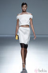 Falda de tubo de la colección primavera/verano 2014 de Victorio&Lucchino en Madrid Fashion Week