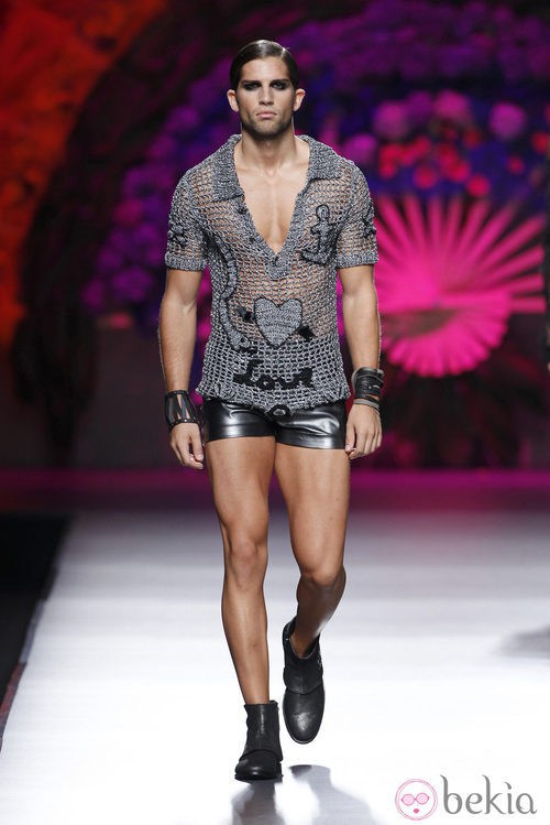 Jersey de rejilla de la colección primavera/verano 2014 de Francis Montesinos en Madrid Fashion Week