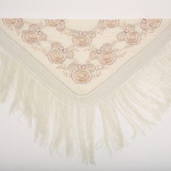 Mantón de manila de la colección 'Inspired by Minnie' de Vicky Martín Berrocal