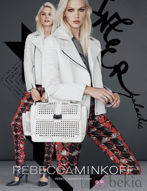 Chaqueta y bolso blancos de la colección otoño/invierno 2013/2014 de Rebecca Minkoff