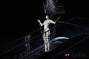 Edie Campbell inaugura el desfile primavera/verano 2014 de Louis Vuitton en Paris