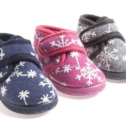 Zapatillas de niño con velcro de la colección otoño/invierno 2013/2014 de Victoria