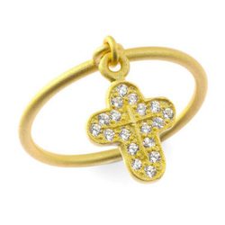 Anillo con cruz de la colección otoño/invierno 2013 de Müss