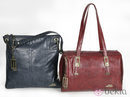 Bolsos rojo y azul modelo 'Colana' de la colección otoño/invierno 2013/2014 de Loeds