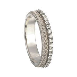 Anillo nupcial con diamantes de la colección 'Ruedo Bridal' de Carrera y Carrera