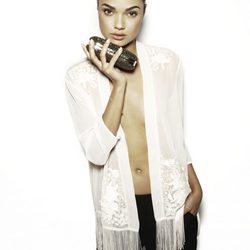 Chaqueta con flecos de la colección Fall 2013 de Suiteblanco
