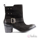 Botines negros de la colección otoño/invierno 2013 de Sixtyseven