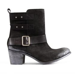 Botines negros de la colección otoño/invierno 2013 de Sixtyseven