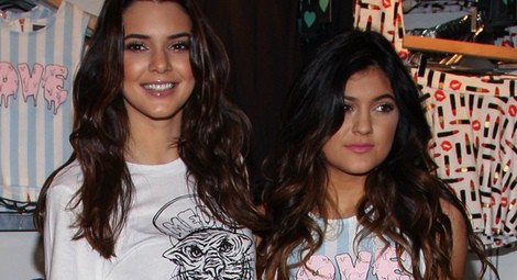 Kendall y Kylie Jenner presentan su colección 'Kendall&Kylie' para PacSun