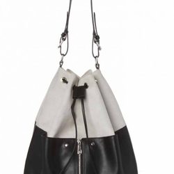 Bolso blanco y negro de la colección otoño/invierno 2013/2014 de Asos