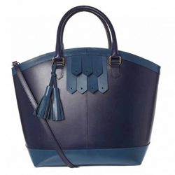 Bolso azul y negro de la colección otoño/invierno 2013/2014 de Asos