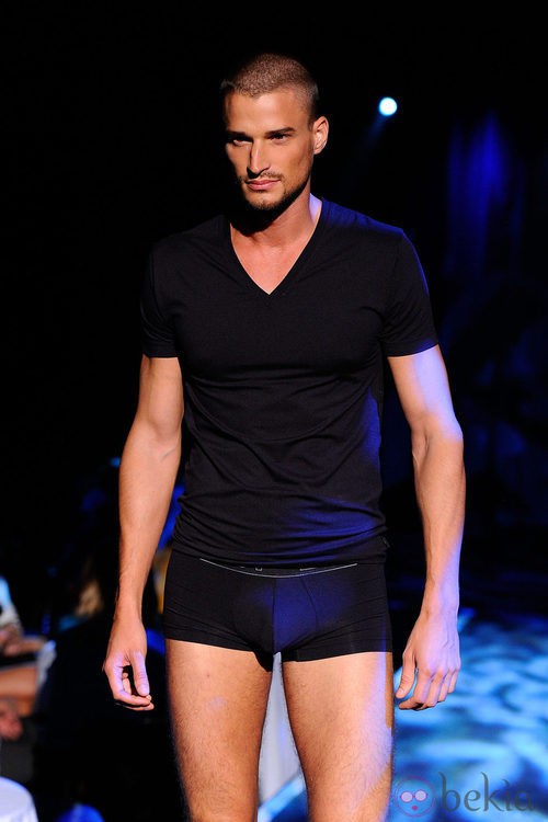 Conjunto de ropa interior negra para hombre de 2(X)ist para verano de 2012