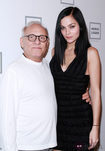 Max Azria y Leigh Lezark en la Semana de la Moda de Nueva York