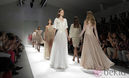 Desfile de Tadashi Shoji, colección primavera de 2012