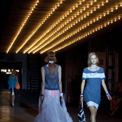 Modelos en el desfile de Rag & Bone, colección primavera de 2012
