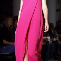 Vestido fucsia de Peter Som, colección primavera de 2012