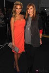 Ashley Tisdale y Nicole Miller en Nueva Yorken el desfile de la diseñadora