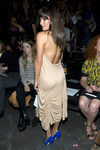 Escote de espalda de Lea Michele en el desfile de Alexander Wang