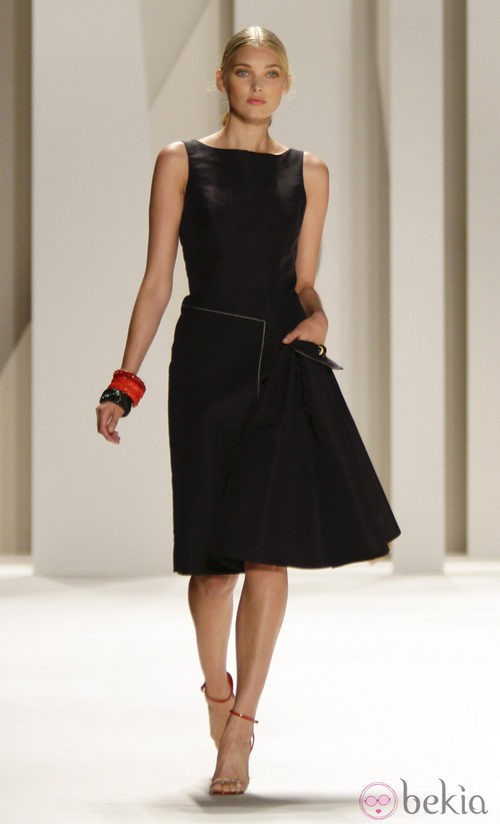 Vestido de corte lady de Carolina Herrera, colección primavera 2012
