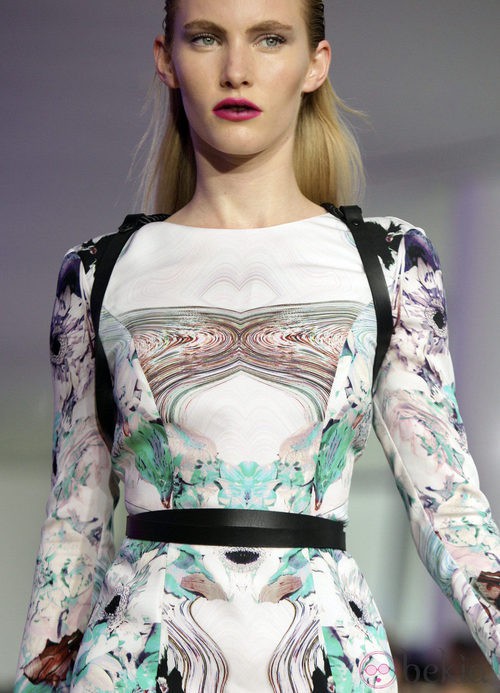 Estampado psicodélico de Prabal Gurung, colección primavera 2012