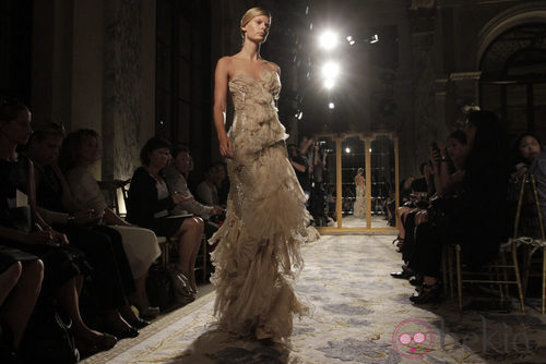 Diseño de Marchesa, colección primavera de 2012