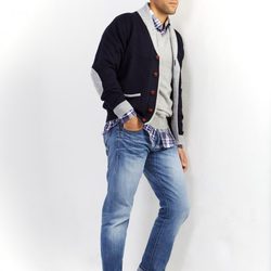 Chaqueta azul de la colección invierno 2014 de Paco Cecilio
