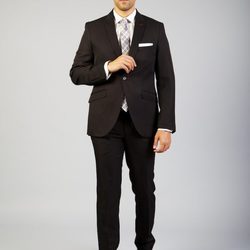 Traje de chaqueta de la colección invierno 2014 de Paco Cecilio