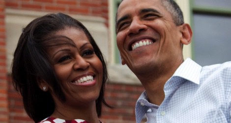 Michelle Obama con un vestido de cuadros de Asos