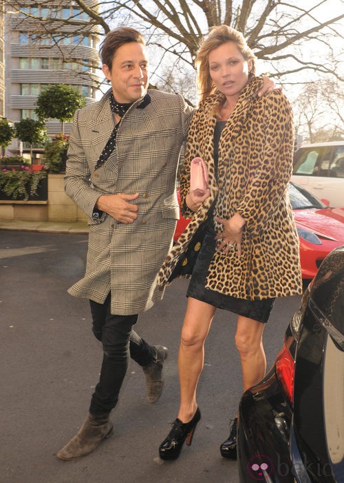 Kate Moss y su marido Jamie Hince salen a comer el día del cumpleaños de la modelo