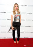 Cara Delevingne en los premios Glamour 2013