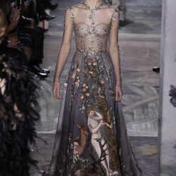 Vestido 'El Jardín del Edén' de la colección primavera/verano 2014 Alta Costura de Valentino en la Semana de la Moda de París 