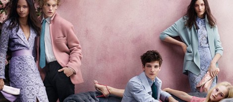 Encaje y tonos pastel en la colección primavera/verano 2014 de Burberry