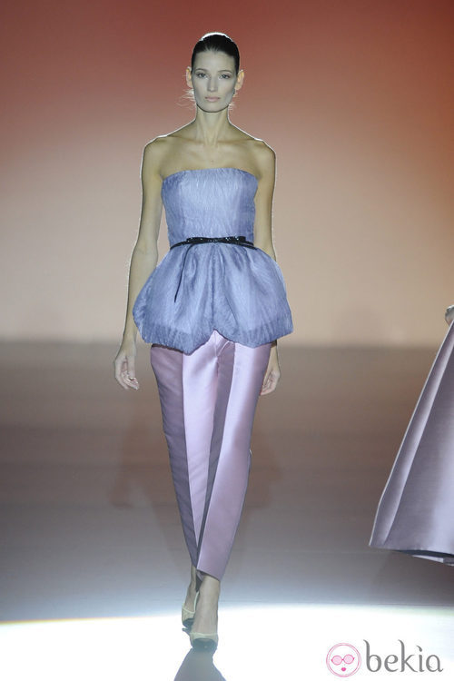 Pantalón capri de la colección otoño/invierno 2014/2015 de Hannibal Laguna en Madrid Fashion Week