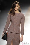 Traje marrón de la colección otoño/invierno 2014/2015 de Juanjo Oliva en Madrid Fashion Week